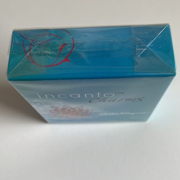 New.Salvatore Feragamo. Incanto charms. Eau de Toilette- Natural Spray. 30ml - Picture 3 of 6
